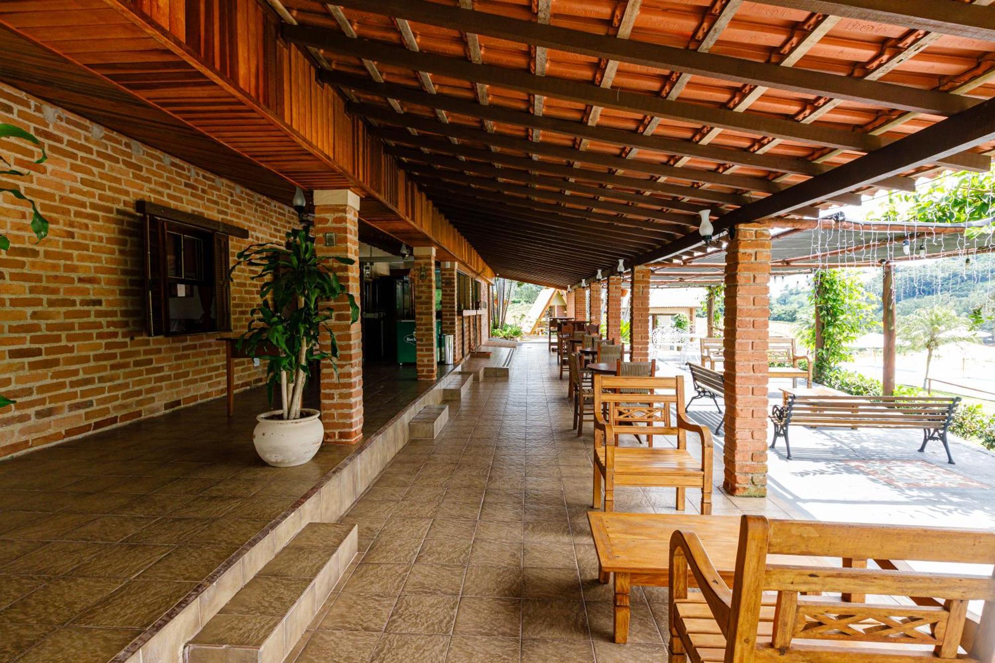 Filimahalo Hotel 세라니그라 외부 사진